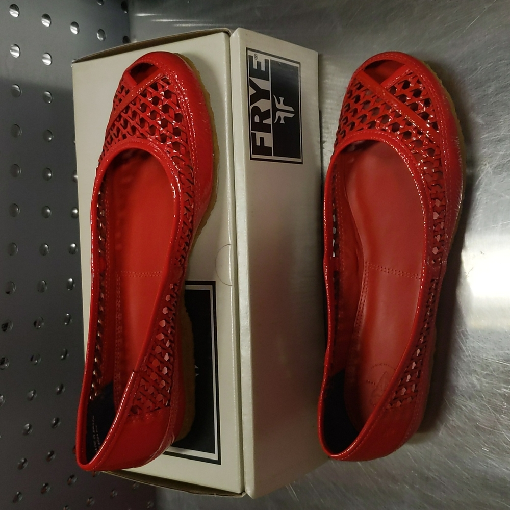 Frye - Emma Woven Peep Toe (Tomato) - Picture 4 of 6